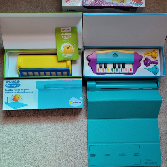 Plugo Kids Learning Kit - Blue - Picture 3 of 3